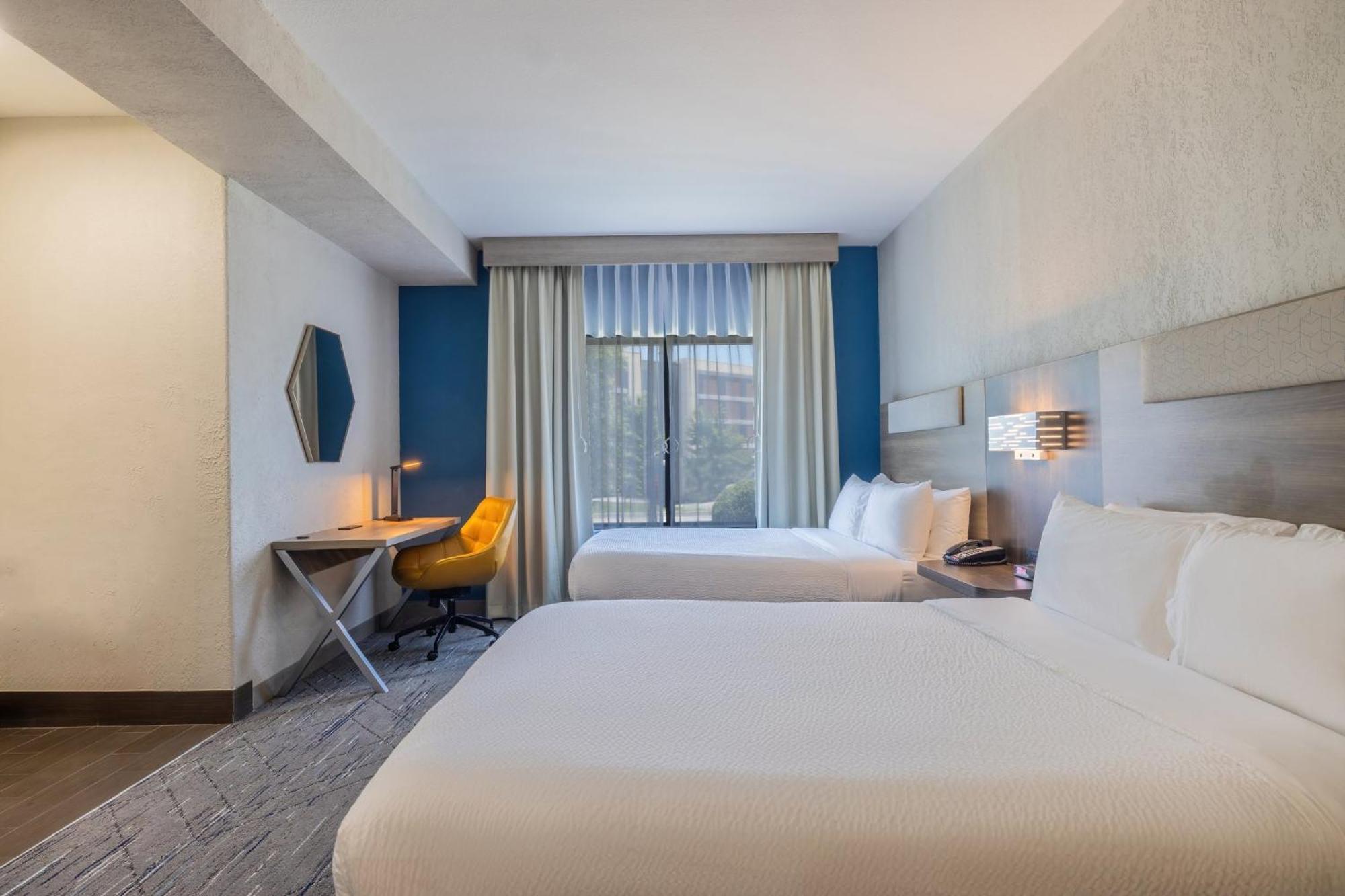Holiday Inn Express & Suites Kansas City Airport By Ihg Exterior foto